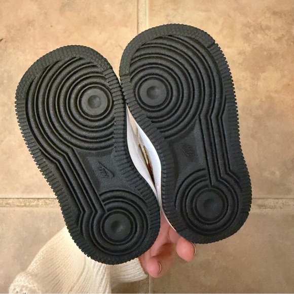 NEW IN BOX Nike Air Force 1 LV 8 (TD) - Roswell Rayguns - Picture 5 of 5